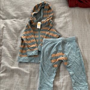 Striped soft hoodie/legging set